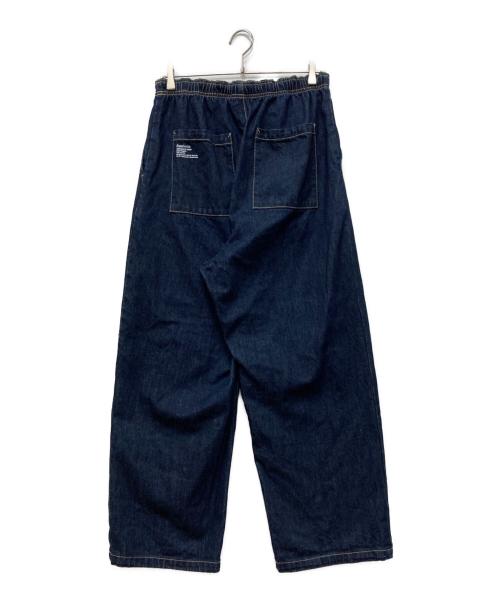 FreshService（フレッシュサービス）FreshService (フレッシュサービス) CORPORATE DENIM EASY PANTS インディゴ サイズ:Mの古着・服飾アイテム