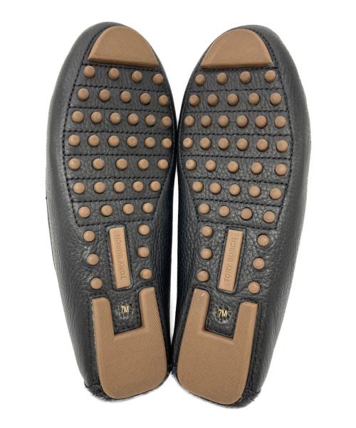 TORY BURCH（トリーバーチ）TORY BURCH (トリーバーチ) ドライビングシューズ ブラック サイズ:7の古着・服飾アイテム