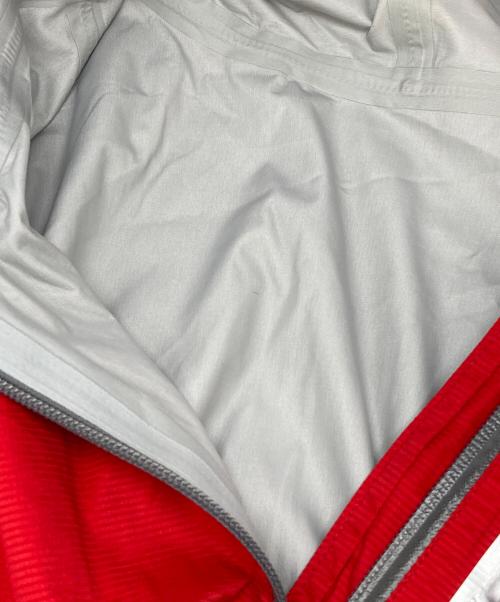 finetrack（ファイントラック）finetrack (ファイントラック) エバーブレススノージャケット レッド サイズ:Sの古着・服飾アイテム