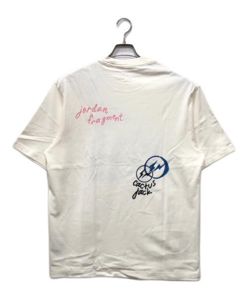 JORDAN（ジョーダン）JORDAN (ジョーダン) Travis Scott (トラヴィススコット) FRAGMENT DESIGN (フラグメントデザイン) プリントTシャツ ホワイト サイズ:M 未使用品の古着・服飾アイテム
