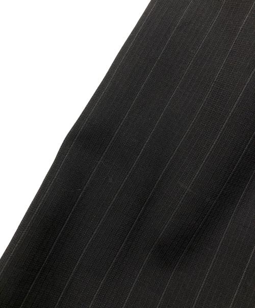 ARMANI COLLEZIONI（アルマーニ コレツィオーニ）ARMANI COLLEZIONI (アルマーニ コレツィオーニ) セットアップスーツ ブラック サイズ:50Rの古着・服飾アイテム
