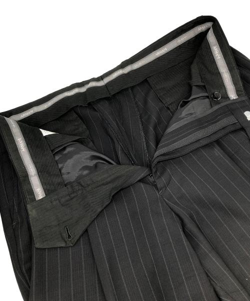ARMANI COLLEZIONI（アルマーニ コレツィオーニ）ARMANI COLLEZIONI (アルマーニ コレツィオーニ) セットアップスーツ ブラック サイズ:50Rの古着・服飾アイテム