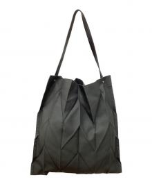 ISSEY MIYAKE×iittala（イッセイミヤケ×イッタラ）の古着「折り畳みプリーツトートバッグ」｜グリーン
