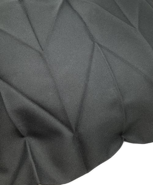 ISSEY MIYAKE（イッセイミヤケ）ISSEY MIYAKE (イッセイミヤケ) iittala (イッタラ) 折り畳みプリーツトートバッグ グリーン サイズ:下記参照の古着・服飾アイテム