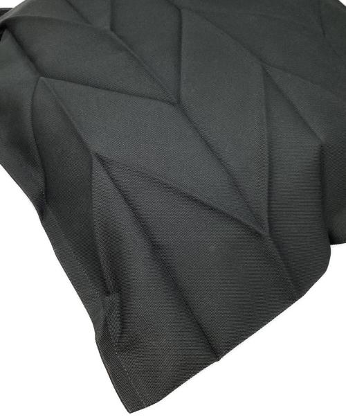 ISSEY MIYAKE（イッセイミヤケ）ISSEY MIYAKE (イッセイミヤケ) iittala (イッタラ) 折り畳みプリーツトートバッグ グリーン サイズ:下記参照の古着・服飾アイテム