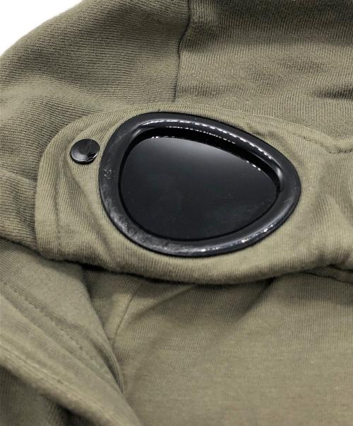 C.P COMPANY（シーピーカンパニー）C.P COMPANY (シーピーカンパニー) Diagonal Raised Fleece Goggle Zipped Hoodie グリーン サイズ:Lの古着・服飾アイテム