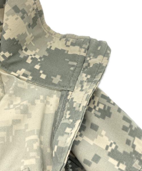 US ARMY（ユーエスアーミー）US ARMY (ユーエスアーミー) ECWCS GEN III Jacket Wind Cold Weather グリーン サイズ:L/Regularの古着・服飾アイテム