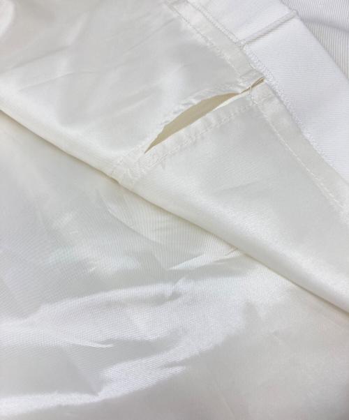 FRED PERRY（フレッドペリー）FRED PERRY (フレッドペリー) プリーツ バック スカート ホワイト サイズ:UK8の古着・服飾アイテム