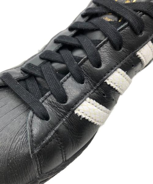 adidas（アディダス）adidas (アディダス) SUPERSTAR 82 GTX atmos“GID-SNK” ブラック サイズ:27cmの古着・服飾アイテム