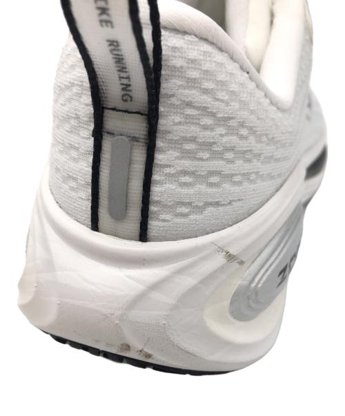 NIKE（ナイキ）NIKE (ナイキ) W Vomero Plus ホワイト サイズ:23cmの古着・服飾アイテム