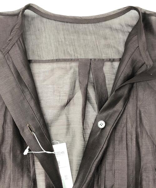 BALLSEY（ボールジィ）BALLSEY (ボールジィ) セルロースポリエステルオーガンジー ランダムタックブラウス ブラウン サイズ:36 未使用品の古着・服飾アイテム