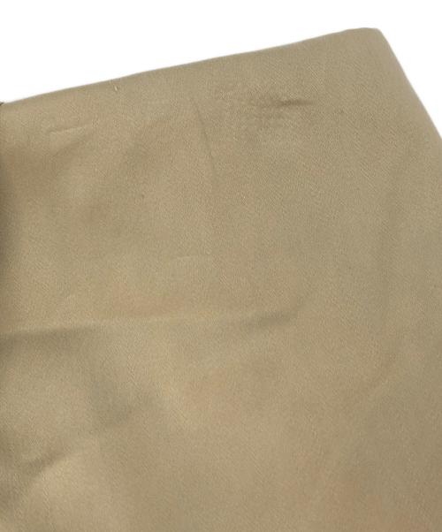 BALLSEY（ボールジィ）BALLSEY (ボールジィ) キュプラサテンストレッチ ランダムタックスカート ベージュ サイズ:36の古着・服飾アイテム