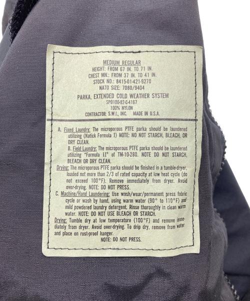 US ARMY（ユーエスアーミー）US ARMY (ユーエスアーミー) ECWCS GEN2 GORE-TEX PARKA ブラック サイズ:MEDIUM-REGULARの古着・服飾アイテム