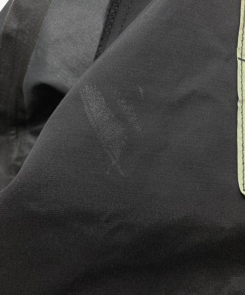 US ARMY（ユーエスアーミー）US ARMY (ユーエスアーミー) ECWCS GEN2 GORE-TEX PARKA ブラック サイズ:MEDIUM-REGULARの古着・服飾アイテム