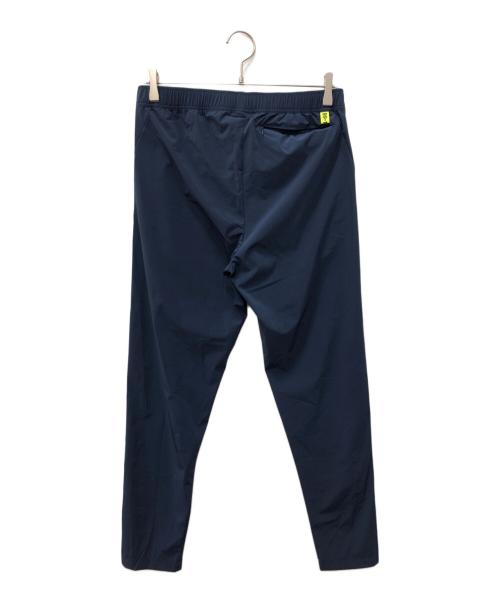 F.C.R.B.（エフシーレアルブリストル）F.C.R.B. (エフシーレアルブリストル) ストレッチイージーパンツ ネイビー サイズ:SIZE Mの古着・服飾アイテム