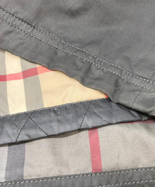 BURBERRY LONDON（バーバリーロンドン）BURBERRY LONDON (バーバリーロンドン) ダウンライナー付ミリタリージャケット グレー サイズ:SIZE Lの古着・服飾アイテム
