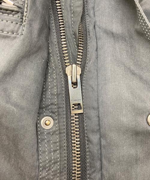 BURBERRY LONDON（バーバリーロンドン）BURBERRY LONDON (バーバリーロンドン) ダウンライナー付ミリタリージャケット グレー サイズ:SIZE Lの古着・服飾アイテム