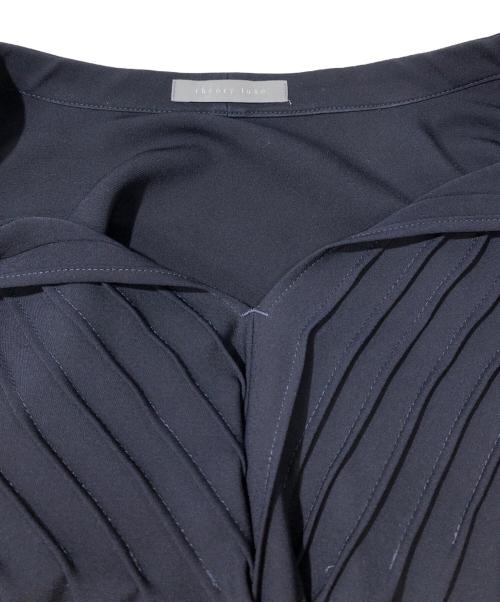 theory luxe（セオリーリュクス）theory luxe (セオリーリュクス) ピンタックボウタイブラウス ネイビー サイズ:SIZE 40の古着・服飾アイテム