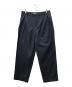 WHITE MOUNTAINEERING（ホワイトマウンテ二アニング）の古着「SOLOTEX 2 TUCK WIDE PANTS」｜ネイビー