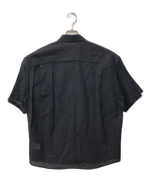 ATTACHMENT（アタッチメント）ATTACHMENT (アタッチメント) ストライプレノクロス オーバーサイズシャツ ブラック サイズ:SIZE 2の古着・服飾アイテム