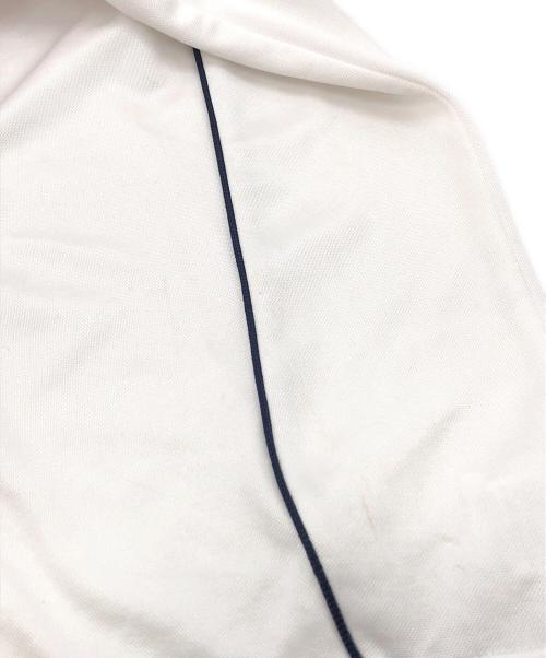 UMBRO（アンブロ）UMBRO (アンブロ) イングランド代表 ゲームシャツ ホワイト サイズ:SIZE M-Lの古着・服飾アイテム