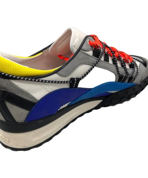 DSQUARED2（ディースクエアード）DSQUARED2 (ディースクエアード) ローカットスニーカー グレー×マルチカラー サイズ:SIZE 43の古着・服飾アイテム