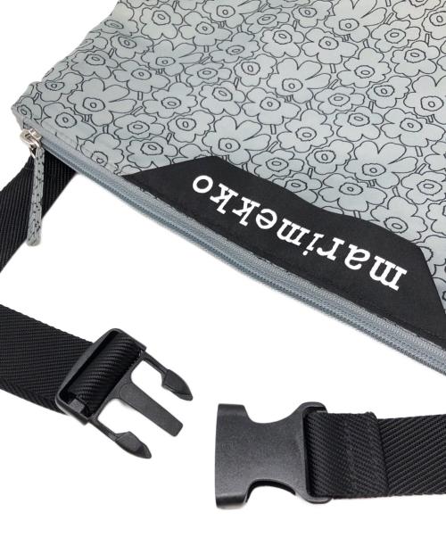 marimekko（マリメッコ）marimekko (マリメッコ) Neat Crossbody Unikko グレー サイズ:下記参照の古着・服飾アイテム