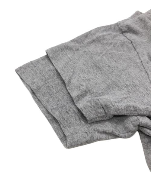 PLAY COMME des GARCONS（プレイコムデギャルソン）PLAY COMME des GARCONS (プレイコムデギャルソン) ハートロゴTシャツ グレー サイズ:SIZE XXSの古着・服飾アイテム