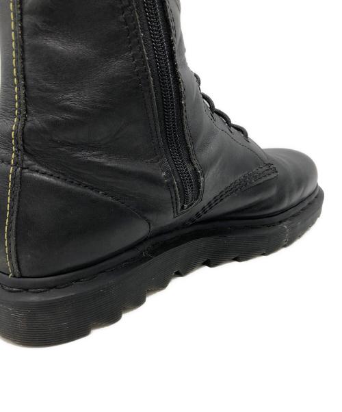 Dr.Martens（ドクターマーチン）Dr.Martens (ドクターマーチン) YOHJI YAMAMOTO (ヨウジヤマモト) ZIGGY 捻じれ10ホールブーツ ブラック サイズ:UK8の古着・服飾アイテム