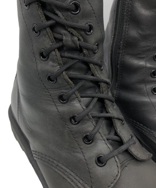 Dr.Martens（ドクターマーチン）Dr.Martens (ドクターマーチン) YOHJI YAMAMOTO (ヨウジヤマモト) ZIGGY 捻じれ10ホールブーツ ブラック サイズ:UK8の古着・服飾アイテム