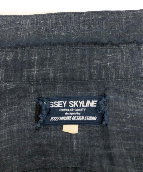 ISSEY MIYAKE（イッセイミヤケ）ISSEY MIYAKE (イッセイミヤケ) SKYLINE リネンプルオーバーシャツ ネイビー サイズ:印字消えのため不明の古着・服飾アイテム
