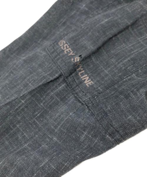 ISSEY MIYAKE（イッセイミヤケ）ISSEY MIYAKE (イッセイミヤケ) SKYLINE リネンプルオーバーシャツ ネイビー サイズ:印字消えのため不明の古着・服飾アイテム