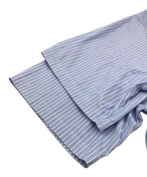 PLAY COMME des GARCONS（プレイコムデギャルソン）PLAY COMME des GARCONS (プレイコムデギャルソン) ハートワッペンストライプシャツ ブルー サイズ:SIZE Mの古着・服飾アイテム