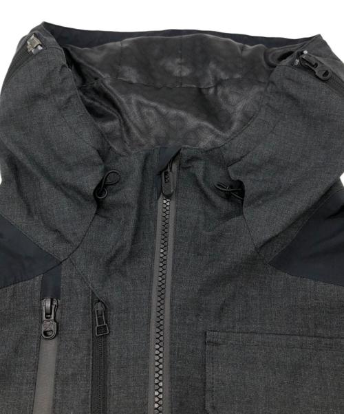 WHITE MOUNTAINEERING（ホワイトマウンテ二アニング）WHITE MOUNTAINEERING (ホワイトマウンテ二アニング) GORE-TEX WOOL MOUNTAIN PARKA グレー サイズ:2の古着・服飾アイテム