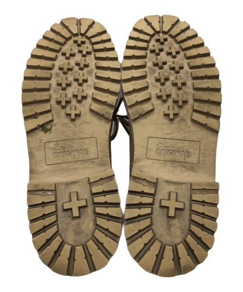 CLARKS（クラークス）CLARKS (クラークス) BEAMS (ビームス) 別注 デザートブーツ ベージュ サイズ:UK7 1/2の古着・服飾アイテム