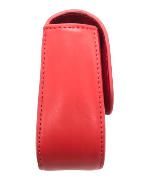 MARNI（マルニ）MARNI (マルニ) ロゴエンボスパンクバッグ レッドの古着・服飾アイテム