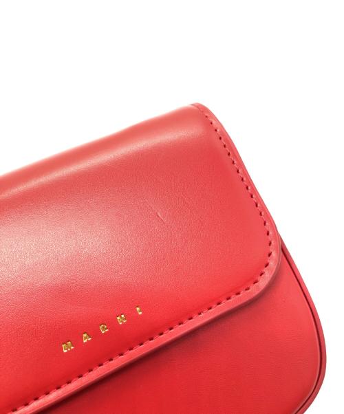 MARNI（マルニ）MARNI (マルニ) ロゴエンボスパンクバッグ レッドの古着・服飾アイテム