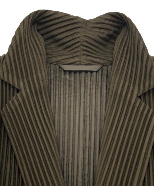 HOMME PLISSE ISSEY MIYAKE（オム プリッセ イッセイ ミヤケ）HOMME PLISSE ISSEY MIYAKE (オム プリッセ イッセイ ミヤケ) TAILORED PLEATS 3 グリーン サイズ:SIZE 3の古着・服飾アイテム