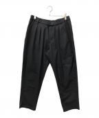 WHITE MOUNTAINEERINGホワイトマウンテ二アニング）の古着「SOLOTEX STRETCHED TWILL 3 TUCK EASY TAPERED PANTS」｜ブラック