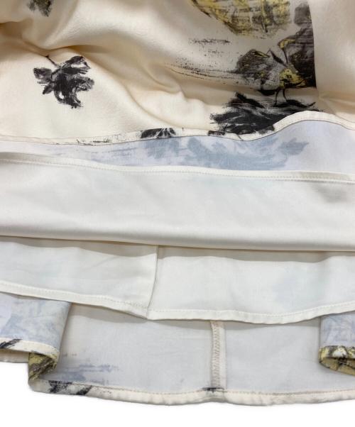 Snidel（スナイデル）Snidel (スナイデル) レーストリムプリントキャミワンピース ベージュ サイズ:SIZE 1の古着・服飾アイテム