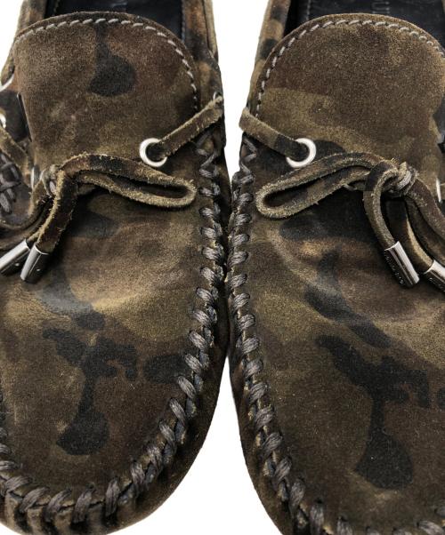 LOUIS VUITTON（ルイ ヴィトン）LOUIS VUITTON (ルイ ヴィトン) カモフラドライビングシューズ オリーブ サイズ:8の古着・服飾アイテム