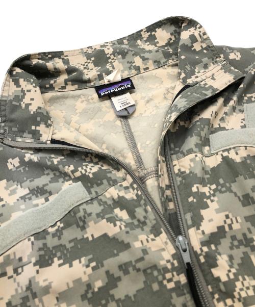 Patagonia（パタゴニア）Patagonia (パタゴニア) MARS デジカモ ウインドシャツ カーキ サイズ:Lの古着・服飾アイテム