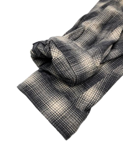 tatoo studio yamada（タトゥースタジオ ヤマダ）tatoo studio yamada (タトゥースタジオ ヤマダ) TSY ORIGINAL OMBRE CHECK SHIRTS グレー サイズ:SIZE Mの古着・服飾アイテム