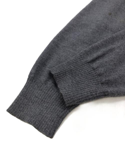 GUCCI（グッチ）GUCCI (グッチ) Vネックウールカーディガン グレー サイズ:XSの古着・服飾アイテム