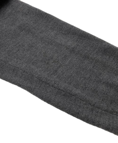 GUCCI（グッチ）GUCCI (グッチ) Vネックウールカーディガン グレー サイズ:XSの古着・服飾アイテム