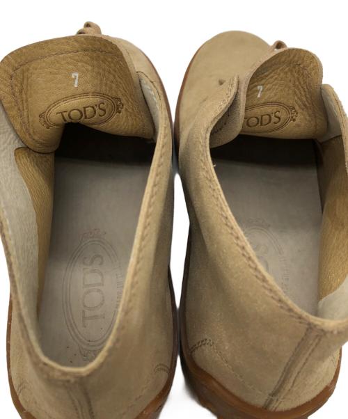 TOD'S（トッズ）TOD'S (トッズ) ショートブーツ ベージュ サイズ:SIZE 7の古着・服飾アイテム