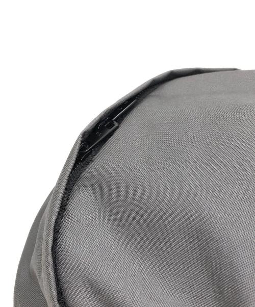 Y-3（ワイスリー）Y-3 (ワイスリー) U Y-3 BACKPACK SMALL グレー サイズ:下記参照の古着・服飾アイテム