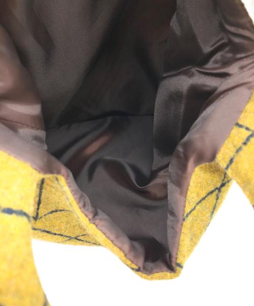 mina perhonen（ミナ ペルホネン）mina perhonen (ミナ ペルホネン) mariposa エッグバッグ イエローの古着・服飾アイテム