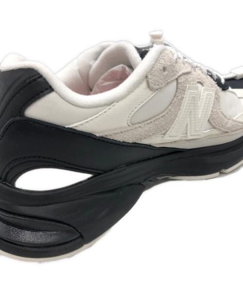 NEW BALANCE（ニューバランス）NEW BALANCE (ニューバランス) DOE ABZORB 2010 ローカットスニーカー グレー×ブラック サイズ:SIZE 25.5cmの古着・服飾アイテム