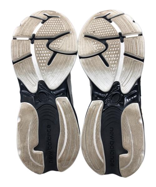 NEW BALANCE（ニューバランス）NEW BALANCE (ニューバランス) DOE ABZORB 2010 ローカットスニーカー グレー×ブラック サイズ:SIZE 25.5cmの古着・服飾アイテム